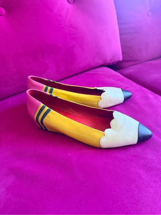 Jeffrey Campbell Shoes - Jeffrey Campbell “Pencil Me In” Flats size 10